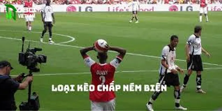 Tìm Hiểu Cách Chơi Kèo Ném Biên Bóng Đá Độc Đáo